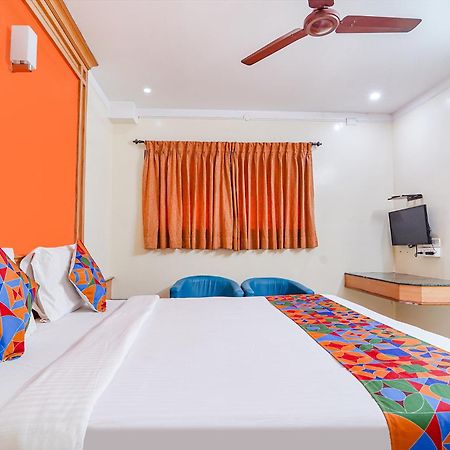 קוימבטור Fabhotel Ess Paradise - Nr Bus Stand מראה חיצוני תמונה