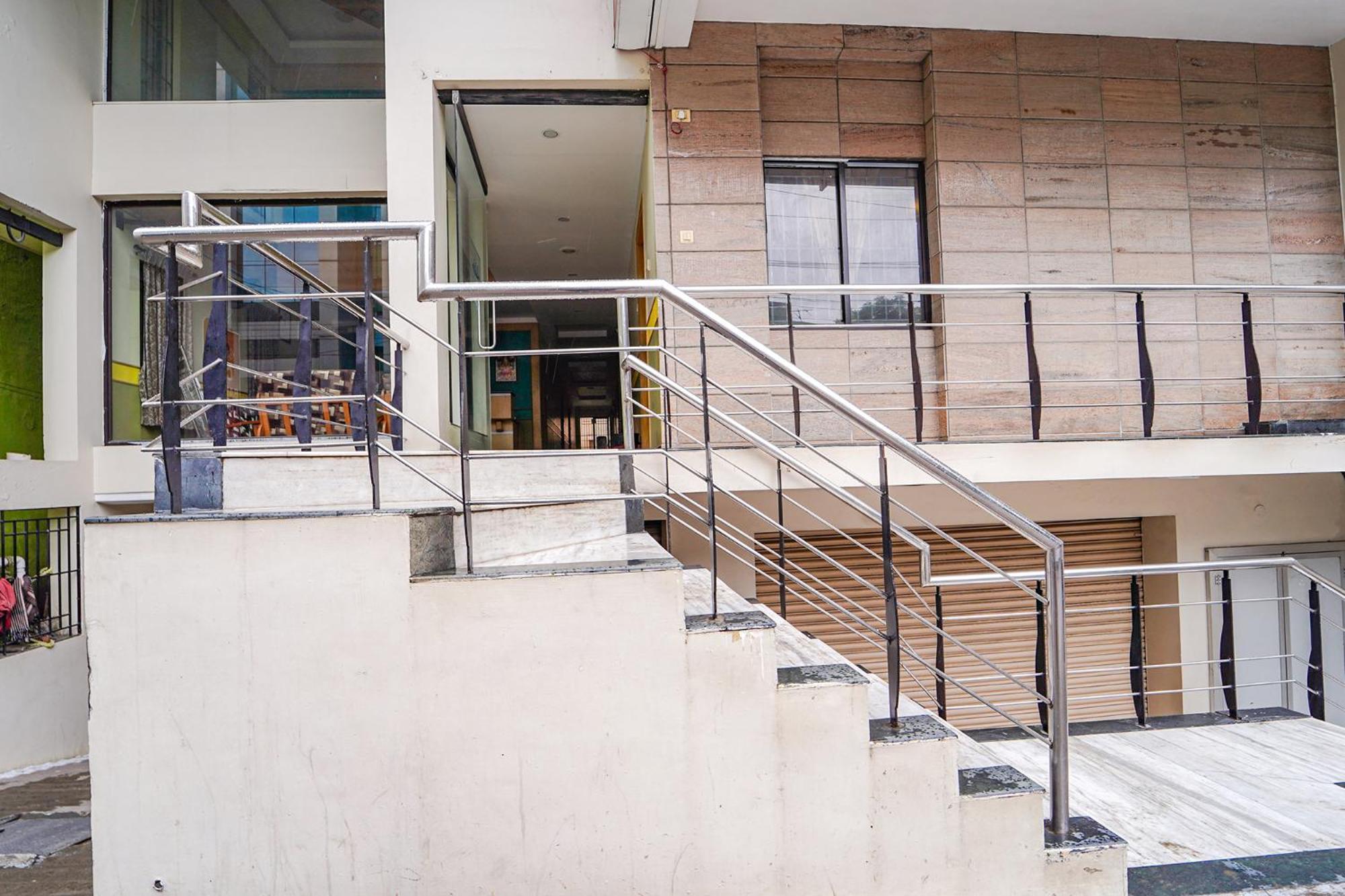 קוימבטור Fabhotel Ess Paradise - Nr Bus Stand מראה חיצוני תמונה